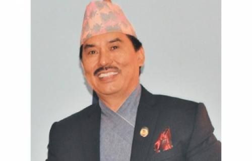 हाम्रो पहिलो अतिथि पूर्व श्रम तथा रोजगार राज्यमन्त्री तथा सांसद टेक बहादुर गुरुङ