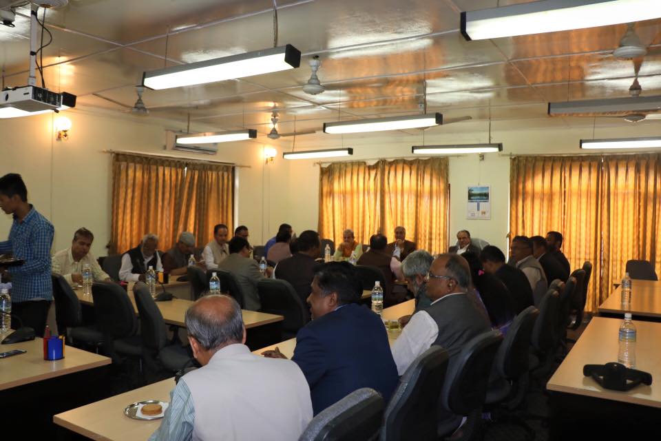 ३ दल मिल्नखोजेपछि साना दललाइ टाईफाइड