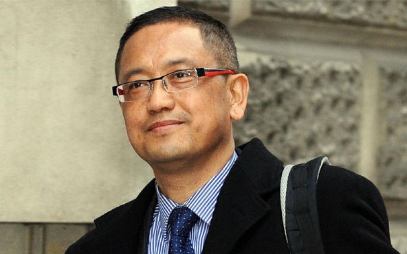 बेलायतले निर्दोष देखेपछि कर्णेल लामा झोला बोकेर नेपाल आउदै