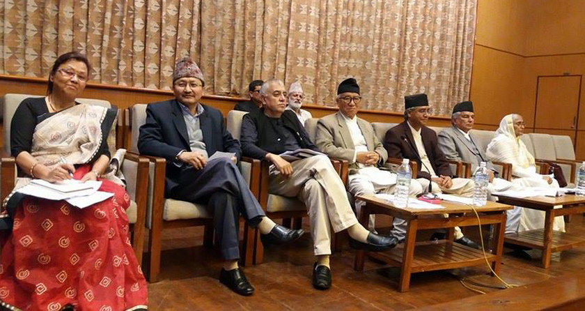 ढिलो कांग्रेस, लोकमान निल्नु न ओकल्नु !