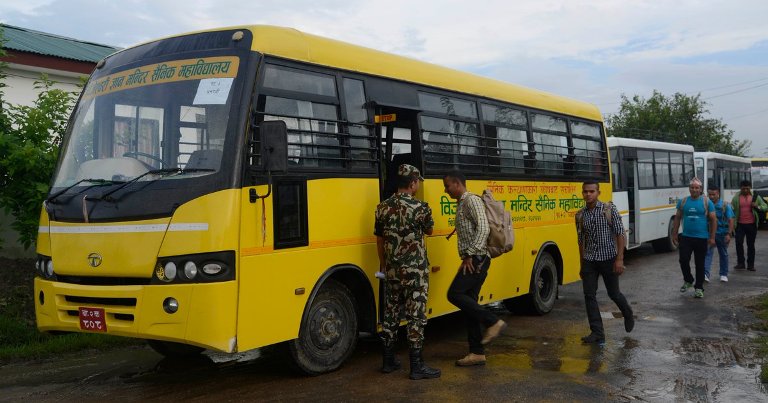 सेनाको बस चलेपछि भाडा तिर्न हिचकिचाउनेहरुलाई ससुरालीखालकै बस झैँ हुने !