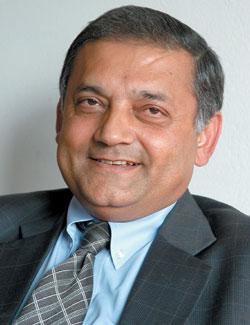 जोशीको जोशमा होस नपुगेपछि आफ्नै पार्टीमा ठोस !