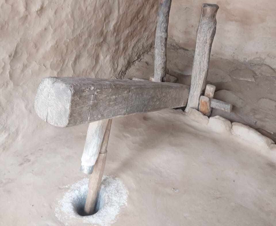 अचेल गाउँघरमा ढिँकीजाँतो देखिँदैनन्